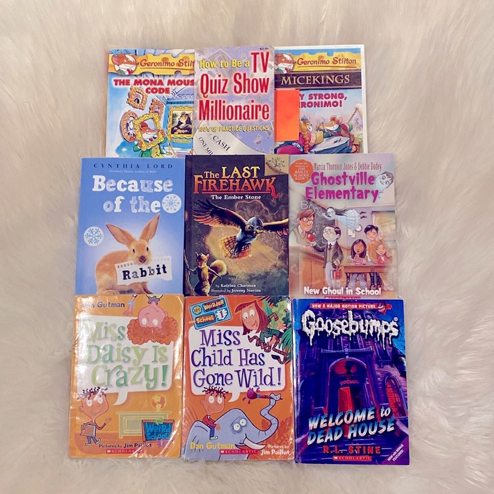 Scholastic📕✨Bundle✨ ~Soft Cover Books